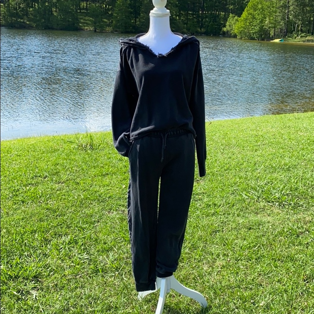 Vintage Havana jogger set size small